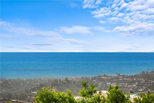 Primary Photo - 2813 Chateau Way