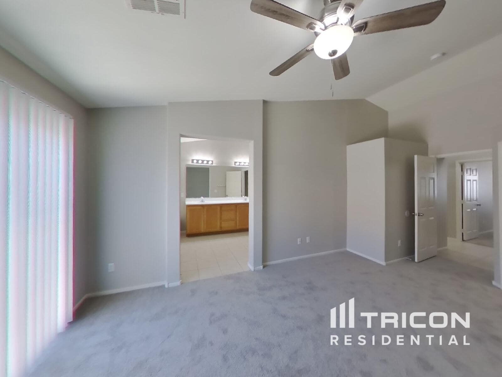 Building Photo - 2128 Sparkling Meadows Ct