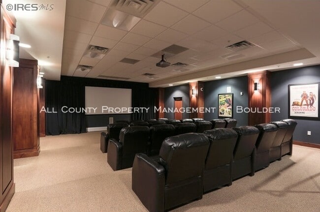 Building Photo - Enjoy Amazing Amenities at the Peloton!