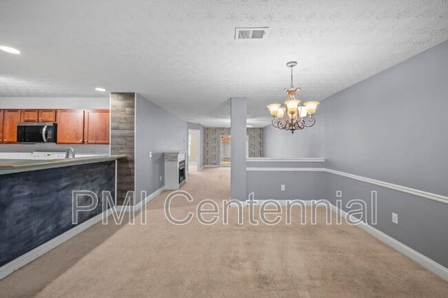 Building Photo - 152 Tara Commons Dr