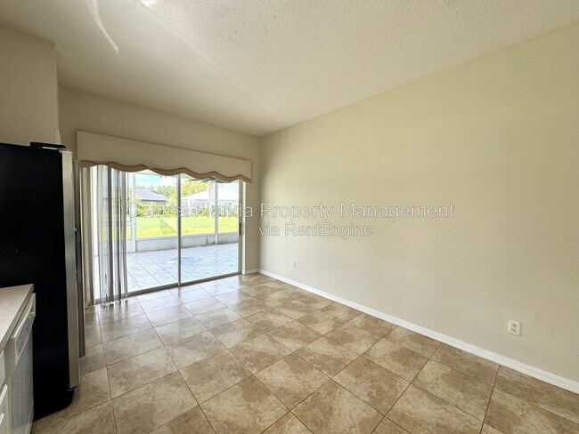 Building Photo - 450 Casting Ct