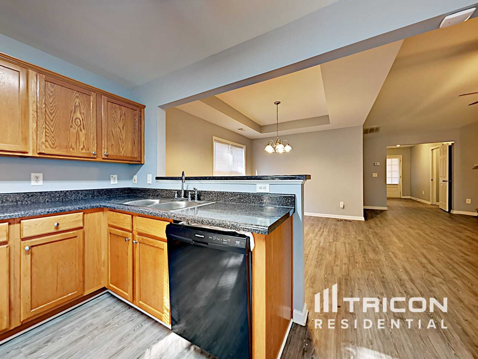 Building Photo - 640 Fairgreen Trail