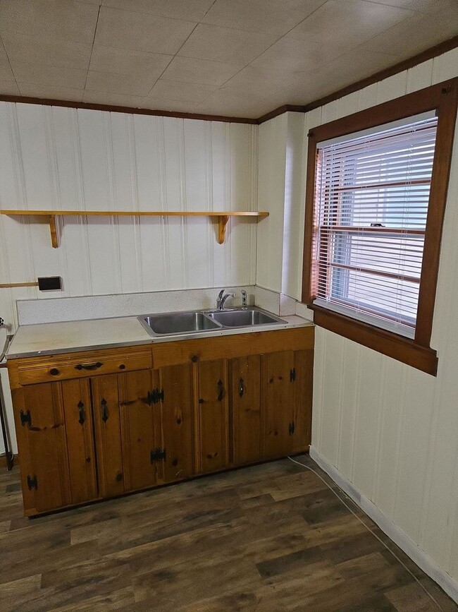 Building Photo - Spacious 3-bedroom single-family home in Chambersburg Borough