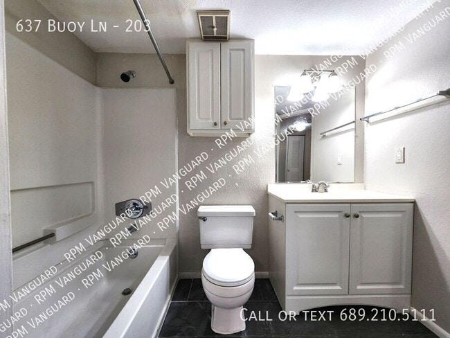 Building Photo - 637 Buoy Ln