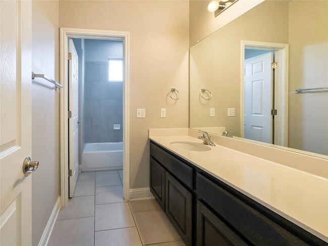 Building Photo - 7112 Cut Plains Trail