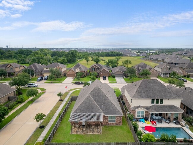 Building Photo - 4823 Palomar Ln