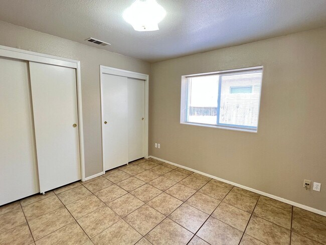 Building Photo - 1320 Reddick Ln