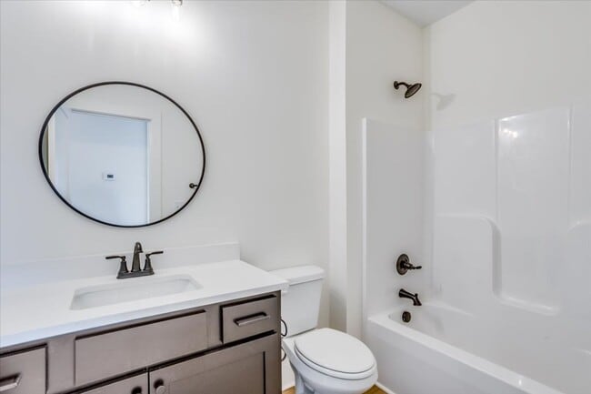 Building Photo - Beautiful Single Family Home!