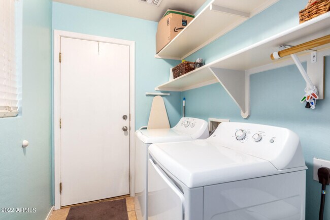 Building Photo - 34923 N 30th Ave