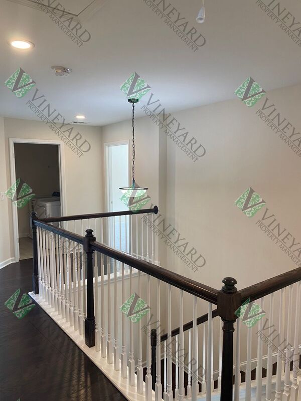 Building Photo - 4530 Seacliff Ct