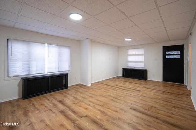 Building Photo - 364 Altamont Ave