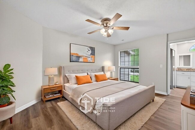 Building Photo - Live Close to It All – Convenient Mount Pleasant Home