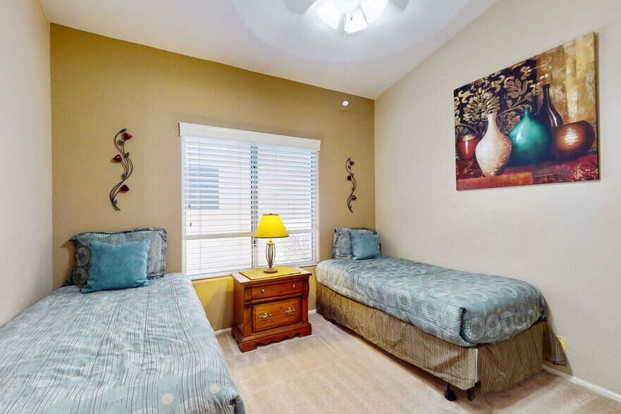 Building Photo - 9145 W Chino Dr