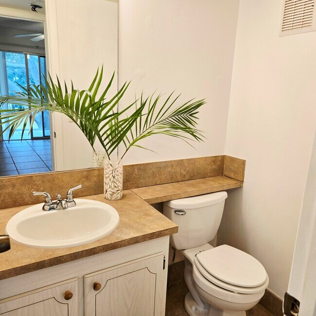 Building Photo - 184 Tilford I