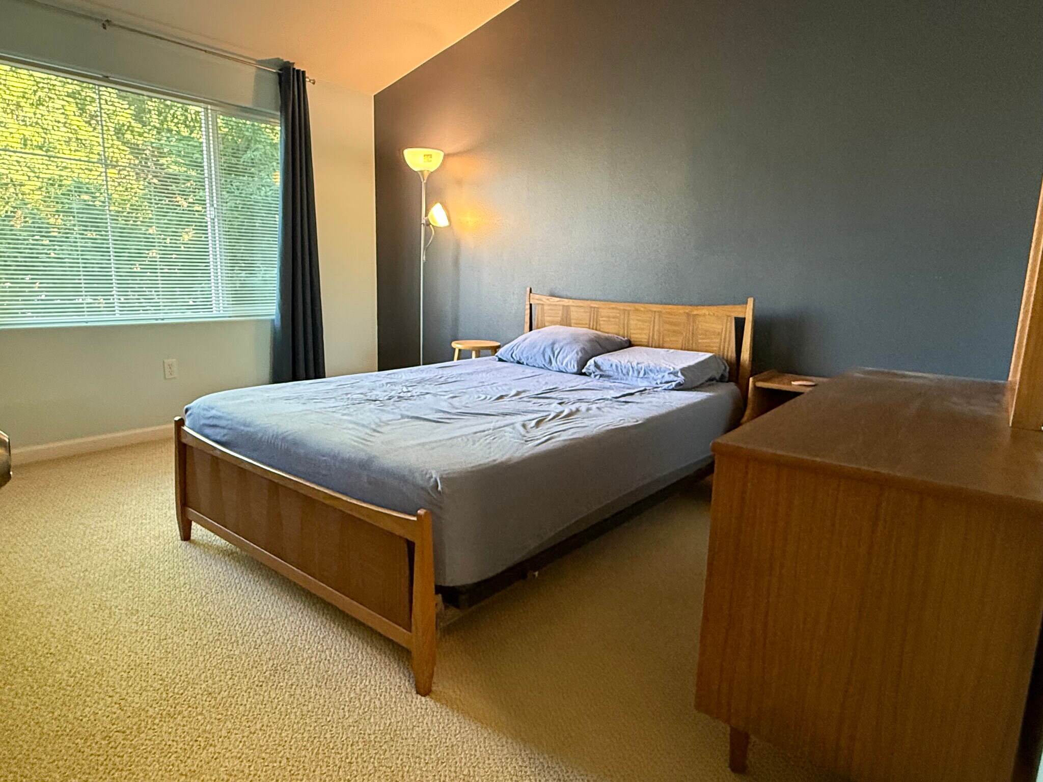 Building Photo - 10743 SW Canterbury Ln