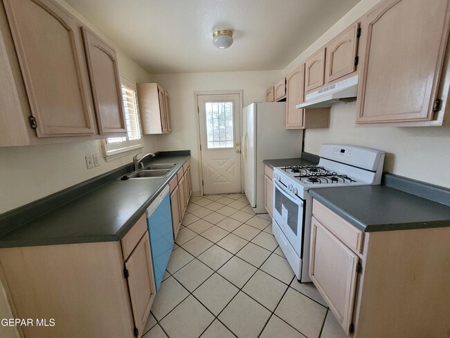 Building Photo - 3457 Carlos Moran Ct