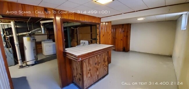 Building Photo - 7905 Bloom Dr