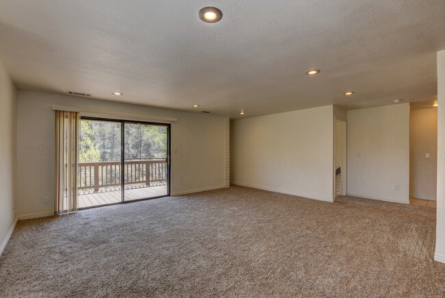 Building Photo - Beautiful home in Yavapai Hills!