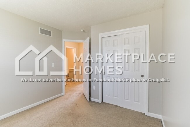 Building Photo - 3045 Republic Way