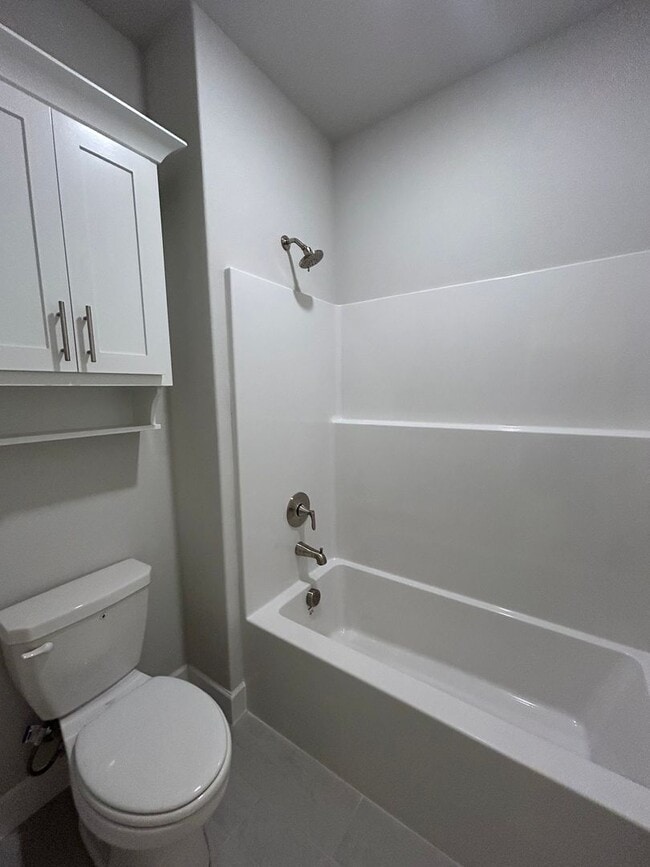 Building Photo - Beautiful Modern Home in Pea Ridge!