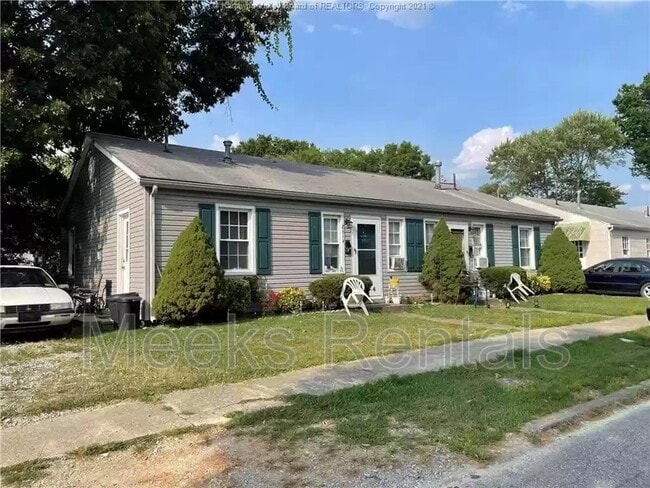 Building Photo - 2616 Furlong Ave