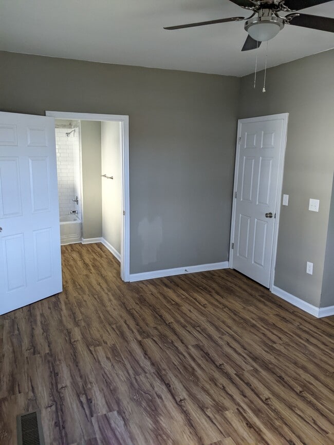 Master Bedroom - 427 S Academy St