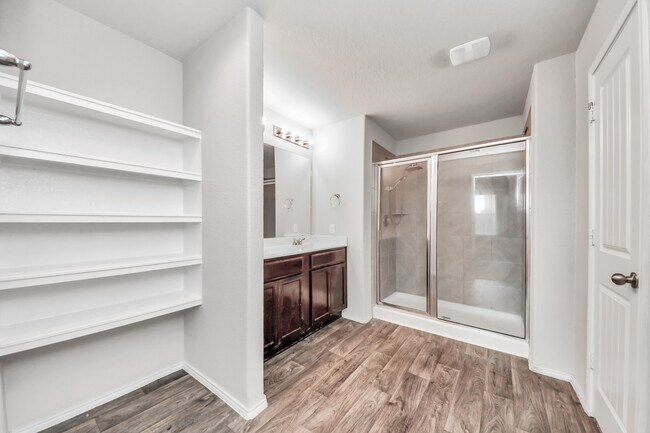 Building Photo - 8302 Rose Petals Ln