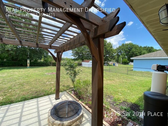 Building Photo - 14673 SW 20th Pl