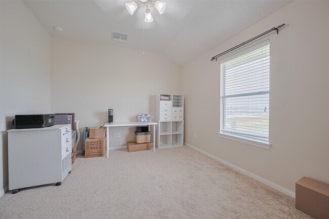 Building Photo - 21506 Avalon Queen Dr