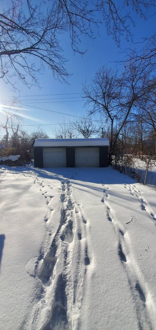 Building Photo - Charming 3-Bedroom Single Family Home Now Available for Rent