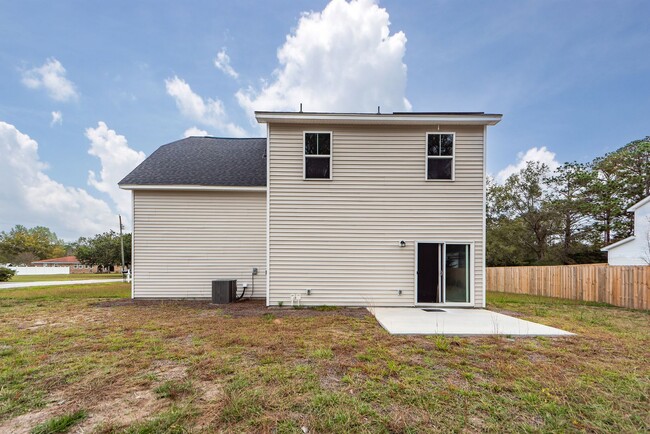 Building Photo - 4 Bedroom 2.5 Bath Home in Pine Hill - Sum...