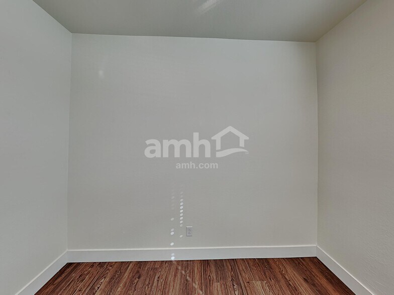 Building Photo - 21606 S 231st St