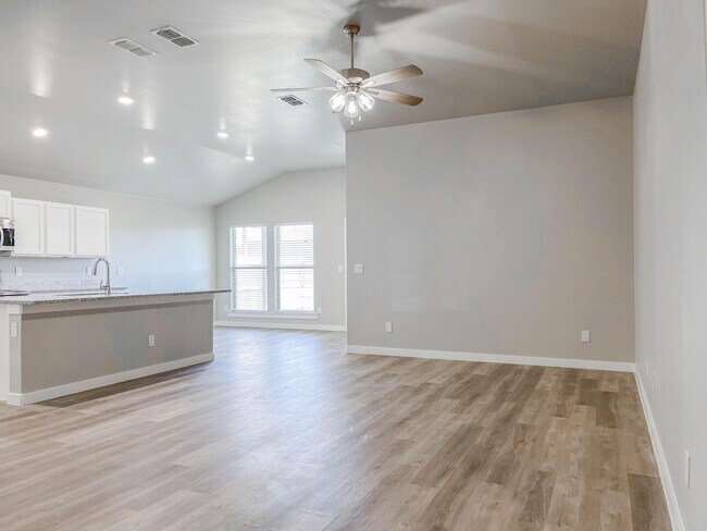 Building Photo - 1705 133rd St