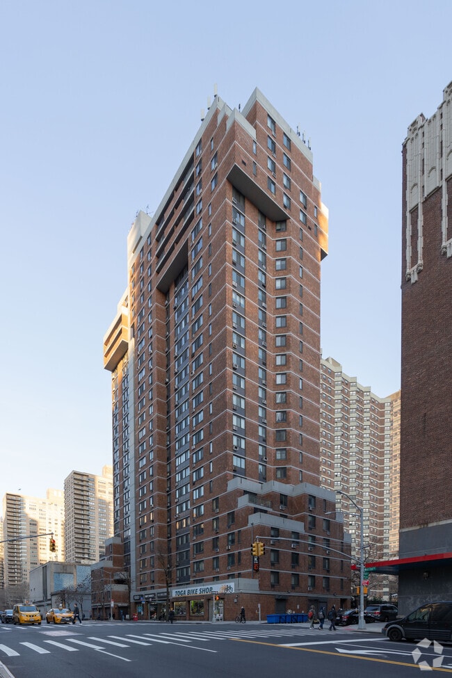 Building Photo - Lincoln Amsterdam House