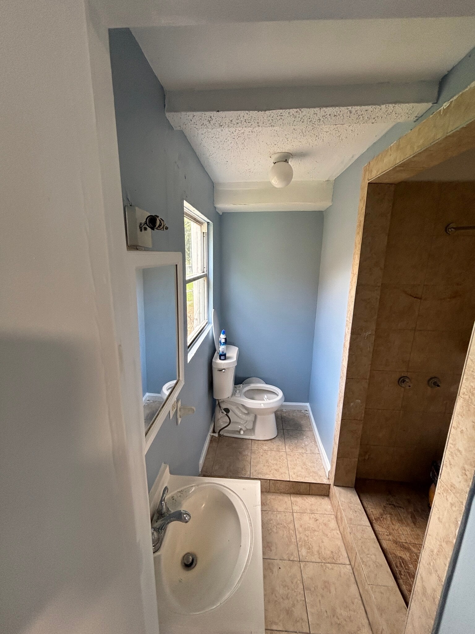 Primary Bathroom - 4305 Kay Cir