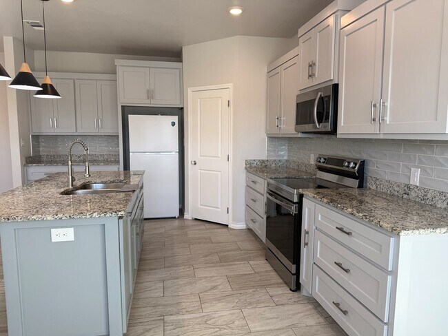 Building Photo - 11629 Sweetgum St