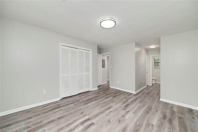 Building Photo - 355 Santa Fe Trail