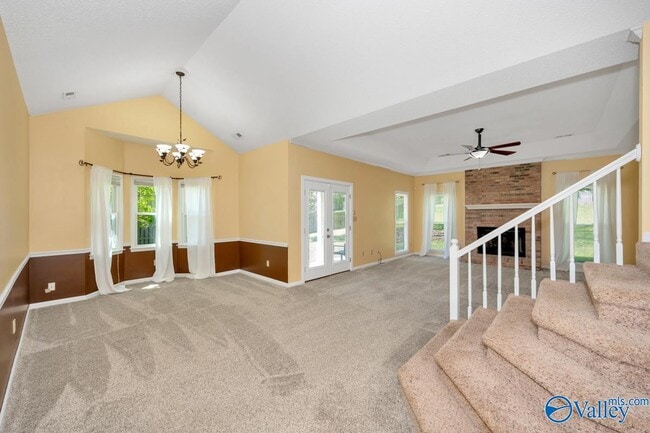 Building Photo - 722 Highland Dr