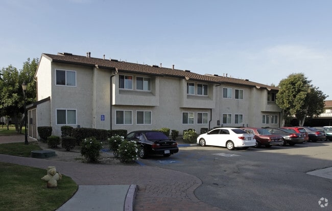 Primary Photo - Villa La Jolla Apartments