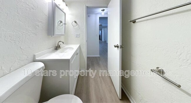 Building Photo - 5707 Quist Dr