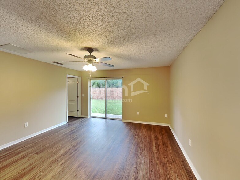 Building Photo - 15333 Harrowgate Way