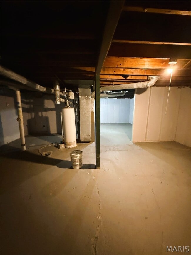 Building Photo - 323 Shepley Dr