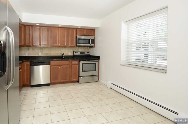 Building Photo - 20-30-30 Ridge Rd