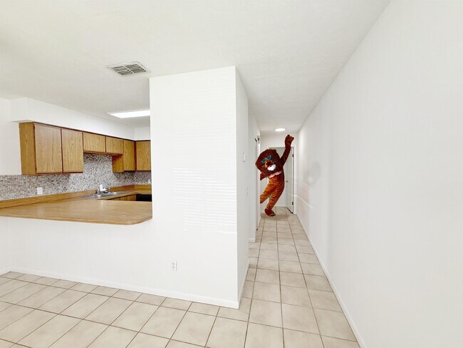 Building Photo - 3815 Osprey Cir