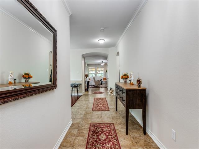 Building Photo - 8608 Davis Dr