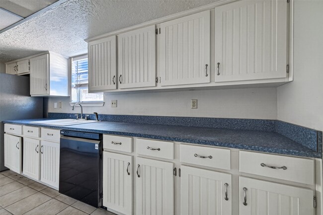 Building Photo - 23107 Bright Star Rd