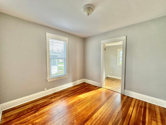 Building Photo - 1216 Garfield Ave