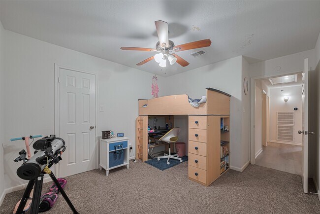 Building Photo - 12602 Westleigh Dr