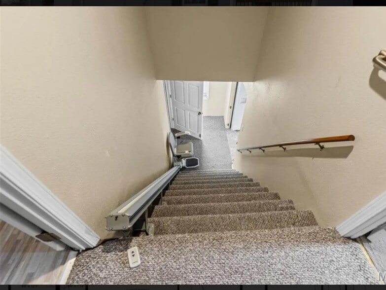 Building Photo - 11159 Shipman Rd