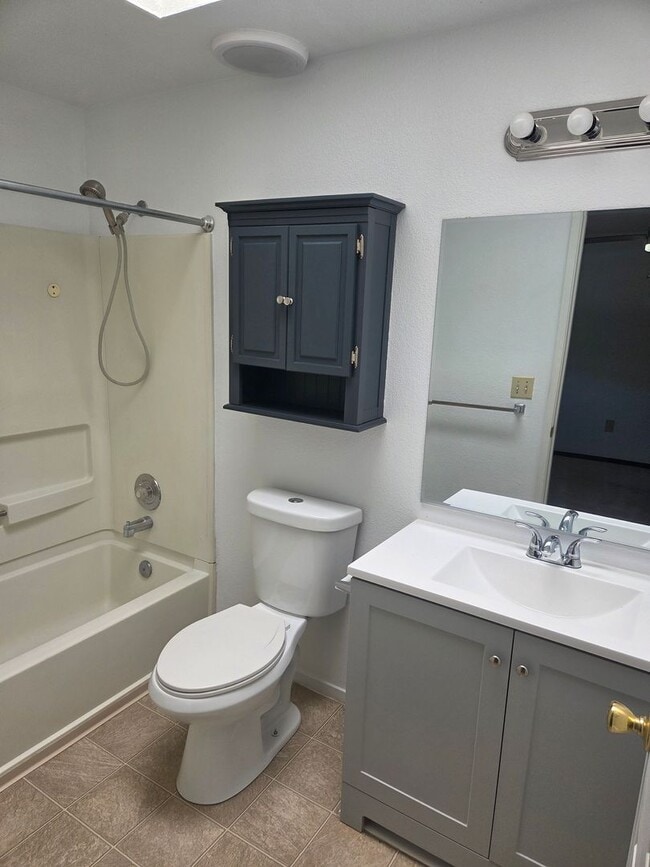 Building Photo - Pet-Friendly 3BR Home in Carson City with Yard & Modern Updates